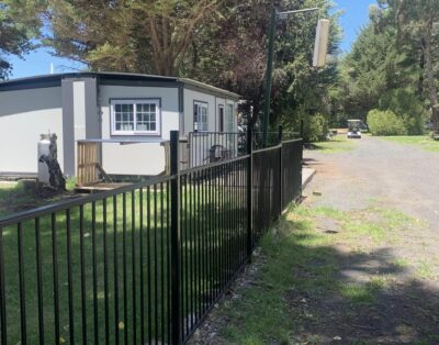 Queen Studio Cabin – Pet Friendly